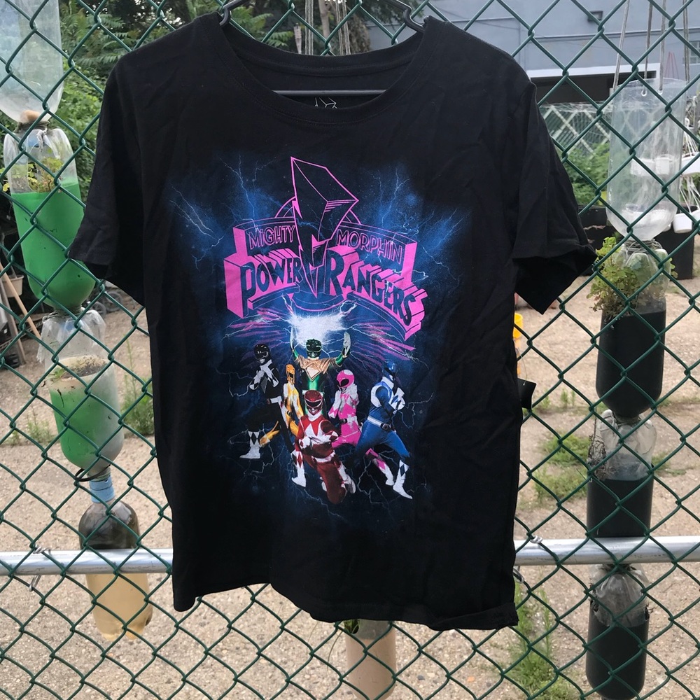 Power rangers Large t-shirt